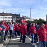 Charleroi : des métallurgistes de la FGTB sensibilisent aux hausses des prix de l'énergie près des stations-service