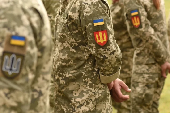 Cinq soldats tués par un tireur dans la région de Kharkiv