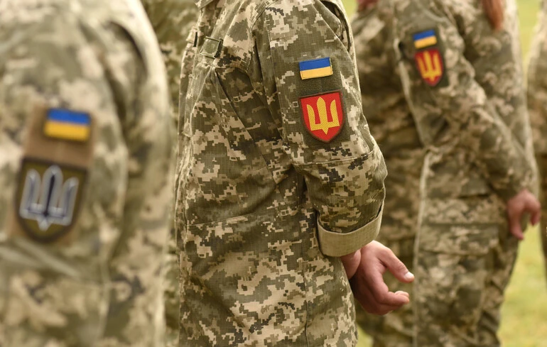 Cinq soldats tués par un tireur dans la région de Kharkiv