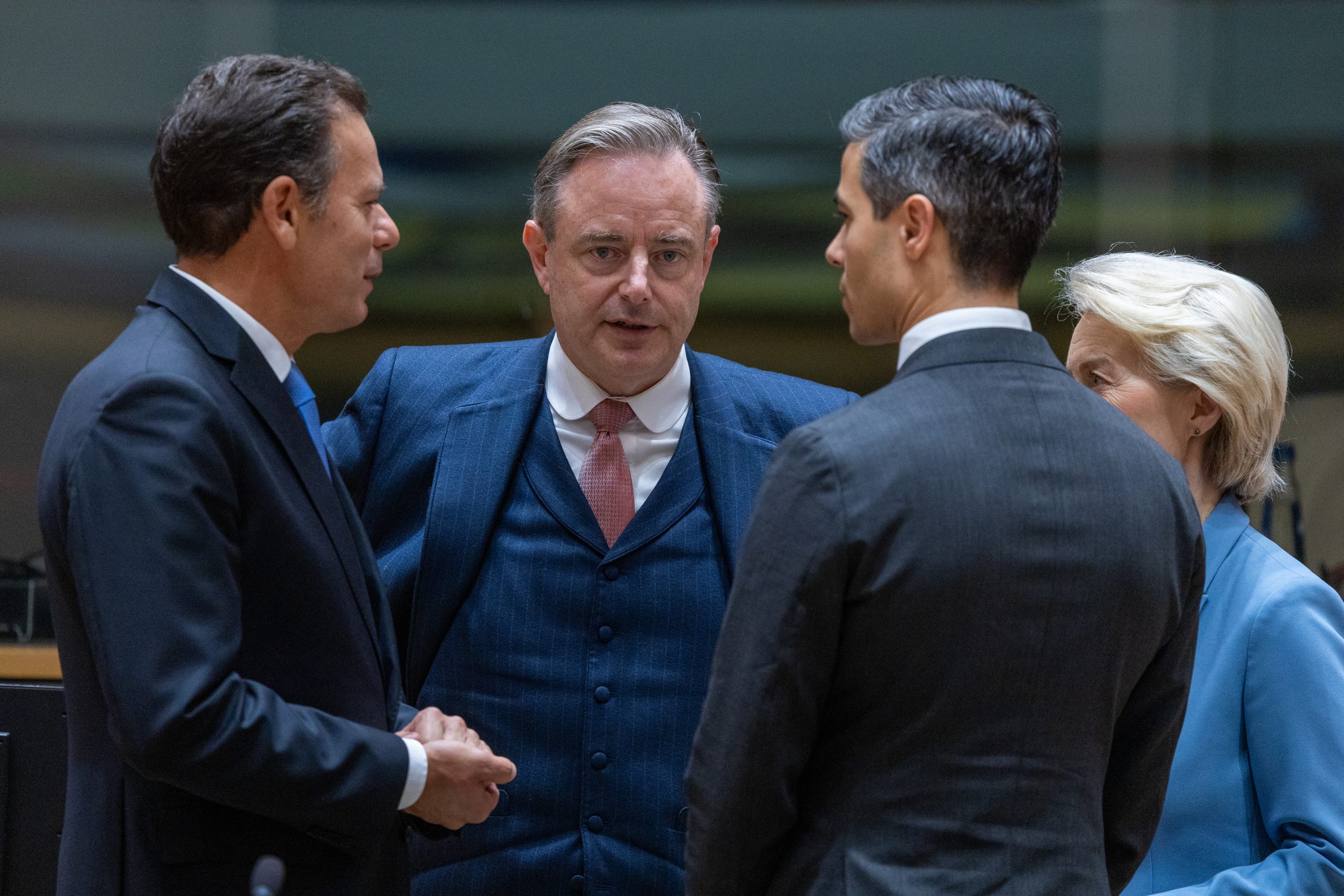De Wever convaincu que la Commission européenne ne rouvrira pas le débat sur les actifs russes à Euroclear