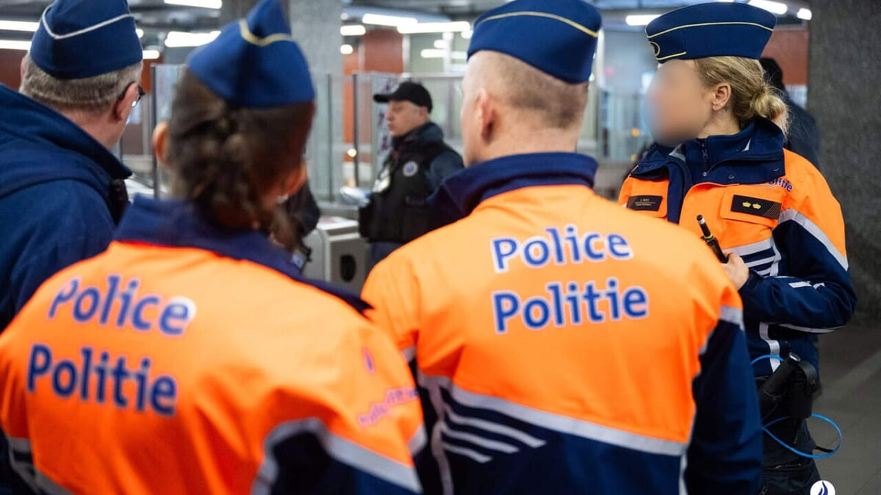 Des armes, 15 kilos d’héroïne et 13 arrestations en 10 mois pour le service TECOV de Bruxelles-Ouest