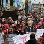 Des dizaines de milliers de personnes manifestent à Bruxelles pour des actions climatiques et des politiques plus ambitieuses.