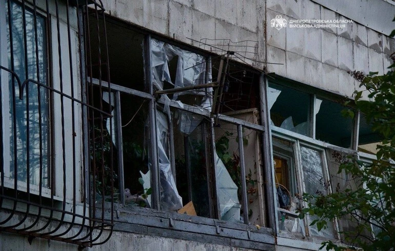 Des forces russes frappent Dnipro, une personne blessée et des infrastructures gravement endommagées