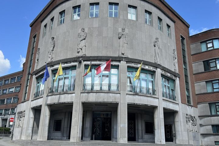 Des inquiétudes émergent en Hainaut face à l'incertitude autour de la réforme des provinces wallonnes