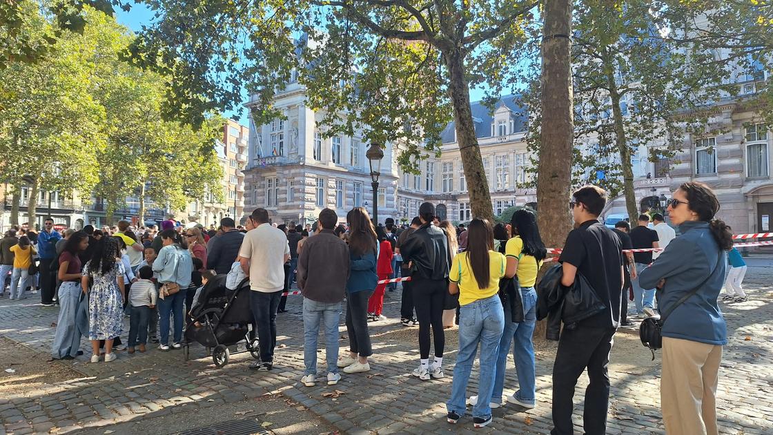 Des milliers de Brésiliens votent à Saint-Gilles lors des élections présidentielles