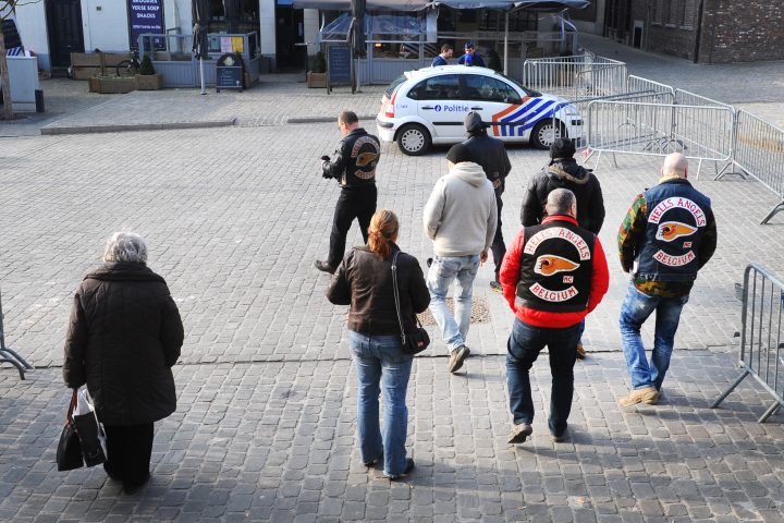 Des perquisitions de la police dans des clubhouses des Hells Angels à travers l'Europe, y compris en Belgique