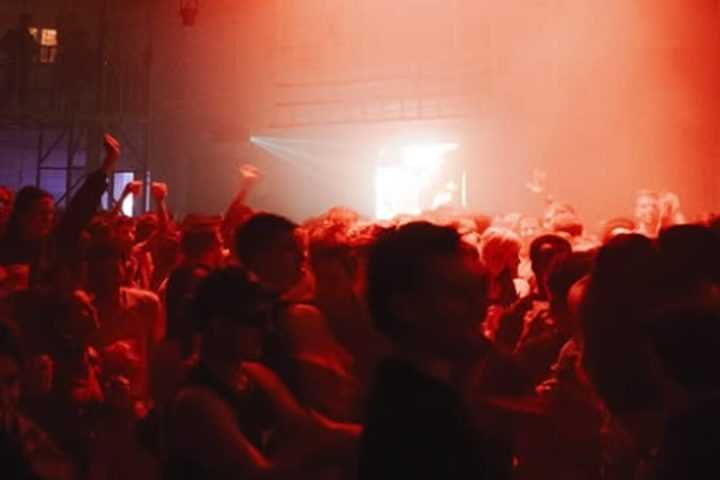 Deux policiers blessés lors d’un contrôle au festival de Horst à Vilvorde