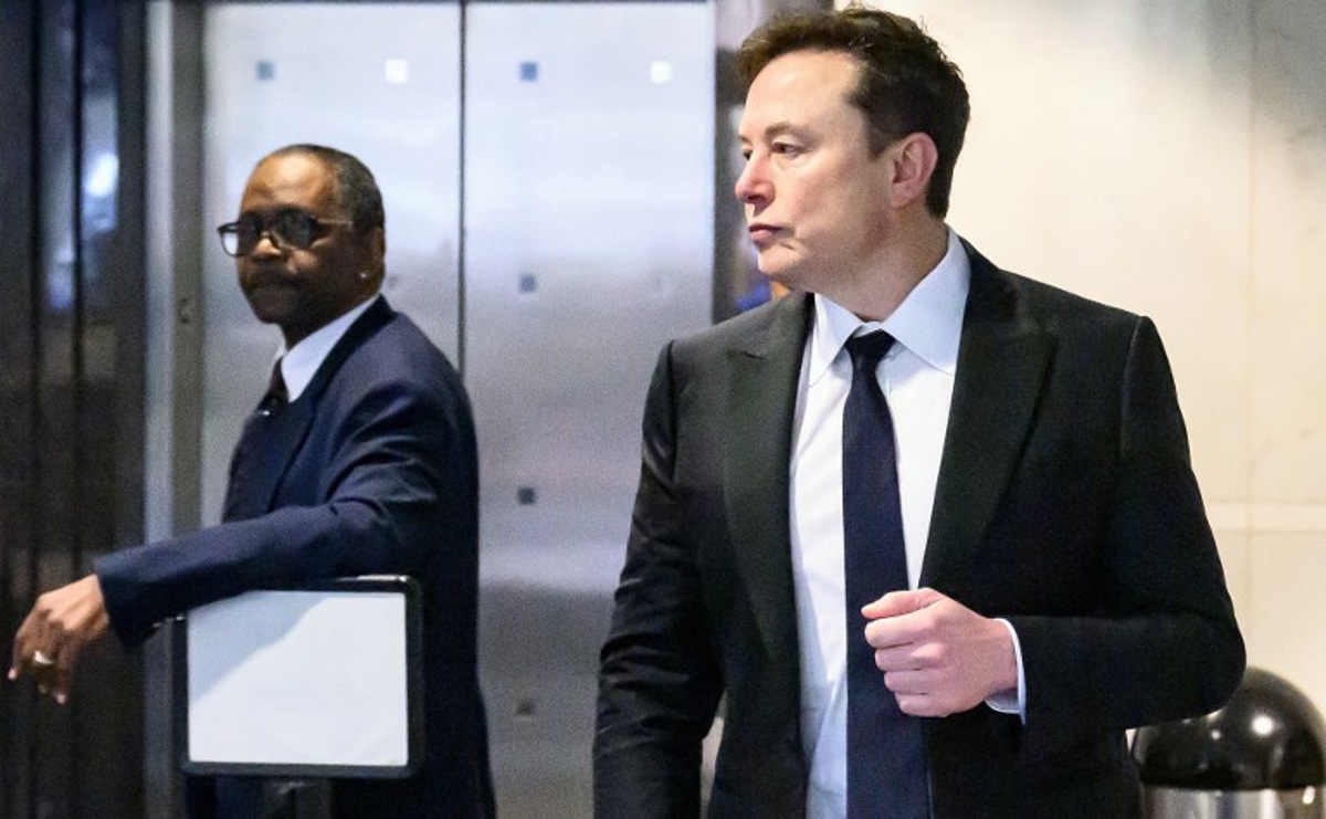 Elon Musk affirme que l'Ukraine a violé les conditions de Starlink en attaquant des civils