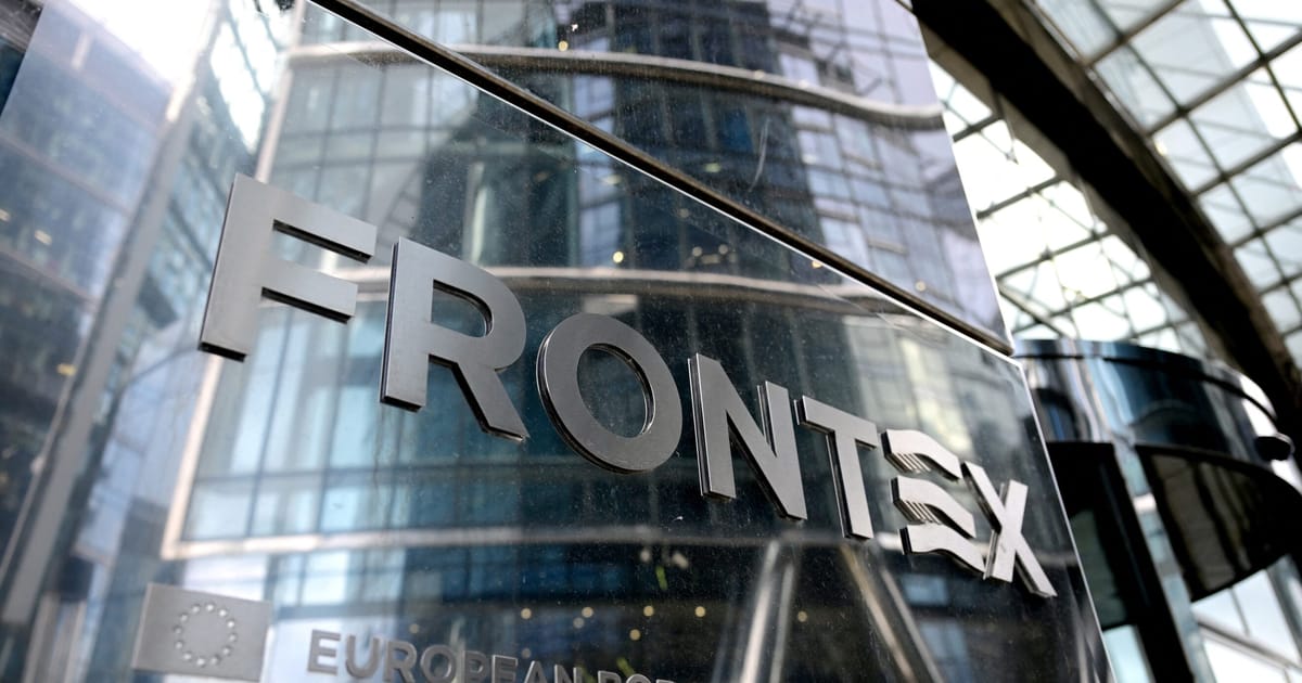Frontex suspend son programme de réintégration des migrants expulsés en raison d'un déficit budgétaire