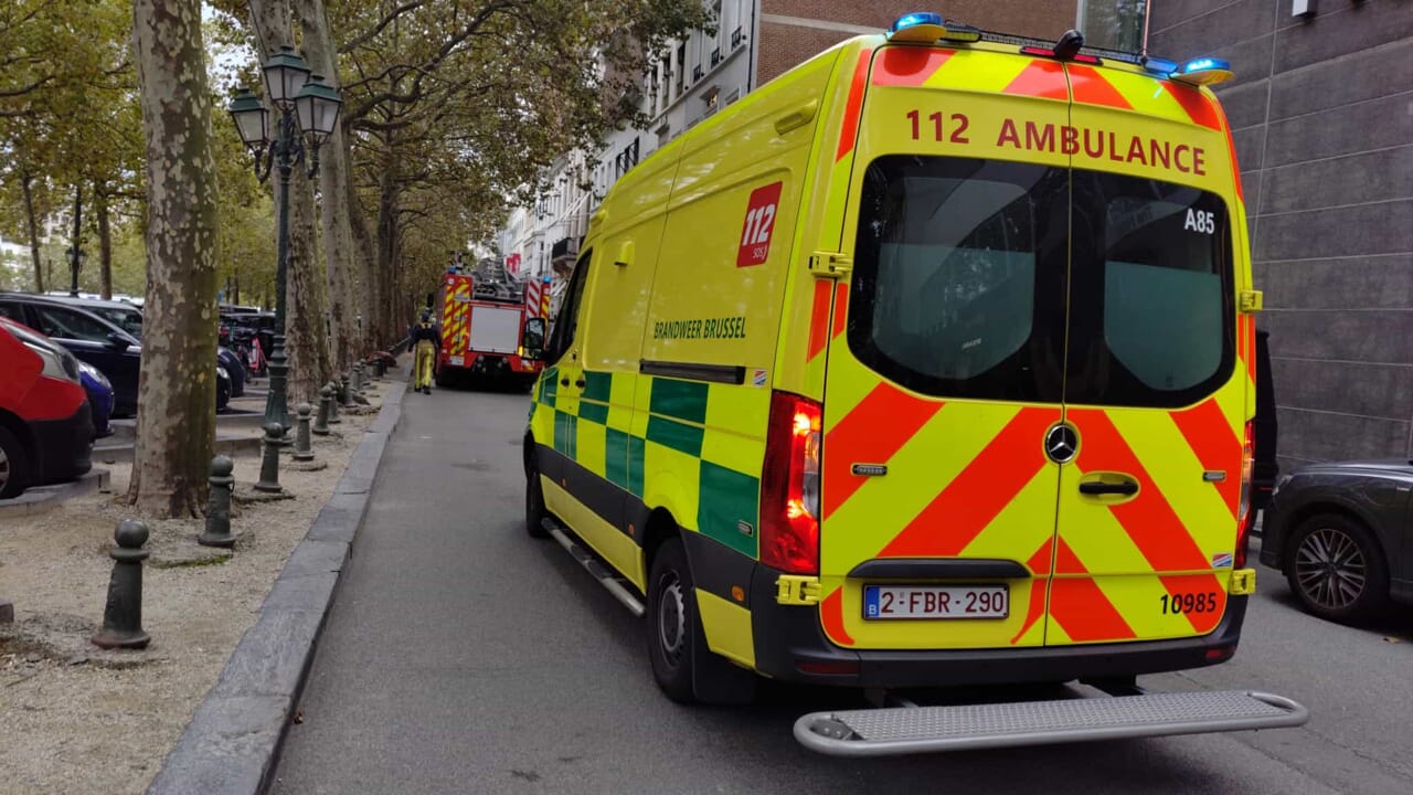 Intervention des pompiers sur le boulevard de Waterloo à Bruxelles, circulation perturbée.