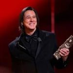 Jim Carrey épouse sa compagne de longue date Min Ah lors d'une cérémonie privée