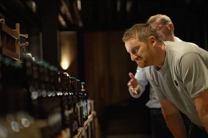 Julien Lapraille découvre la cuisine locale et les brasseries de la région des Hautes Fagnes