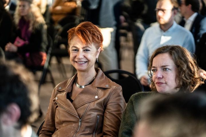 La maire de Jette, Claire Vandevivere, absente pour maladie jusqu'à mi-novembre