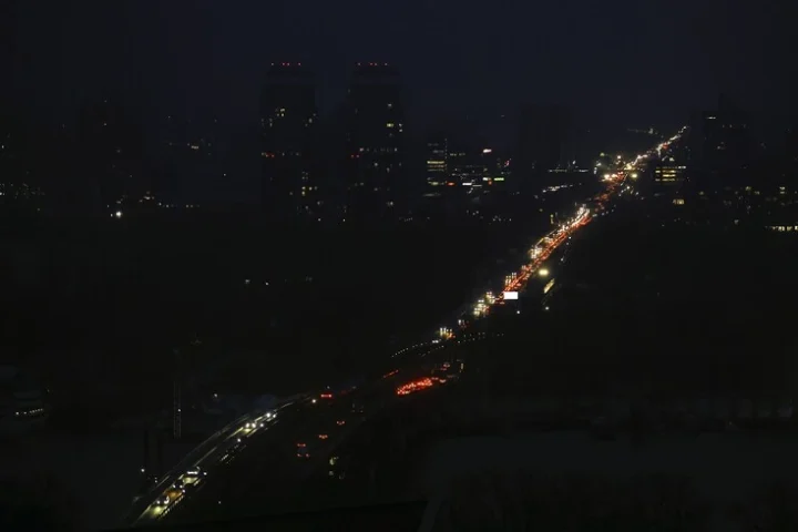 La Russie intensifie ses frappes sur les infrastructures énergétiques ukrainiennes pour provoquer une crise humanitaire