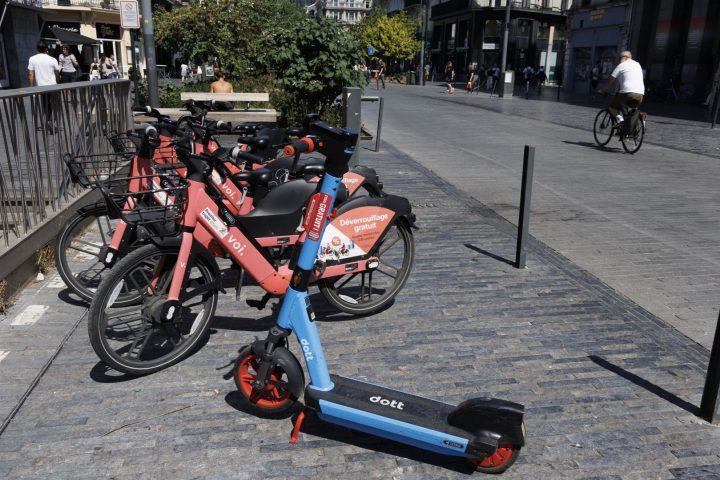 La société de trottinettes partagées de Bruxelles cherche à éviter l'interdiction prévue pour le 1er janvier 2027