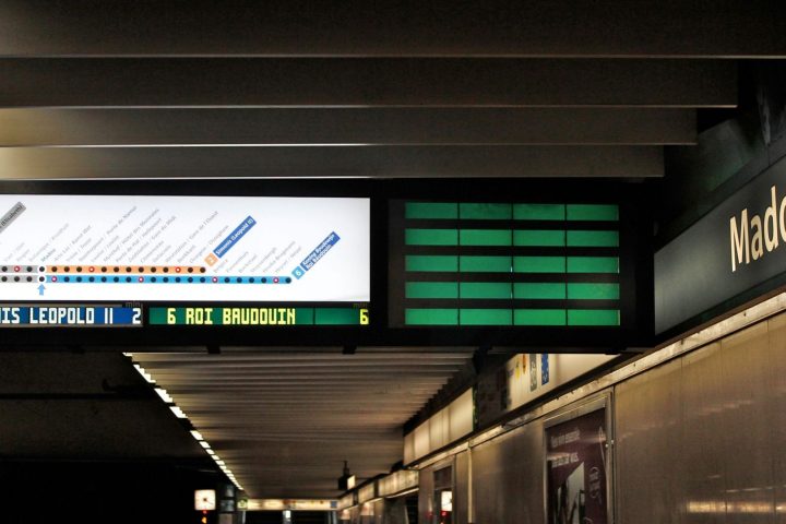 La station de métro Madou à Bruxelles évacuée après un incident de fumée lié à un frein surchauffé