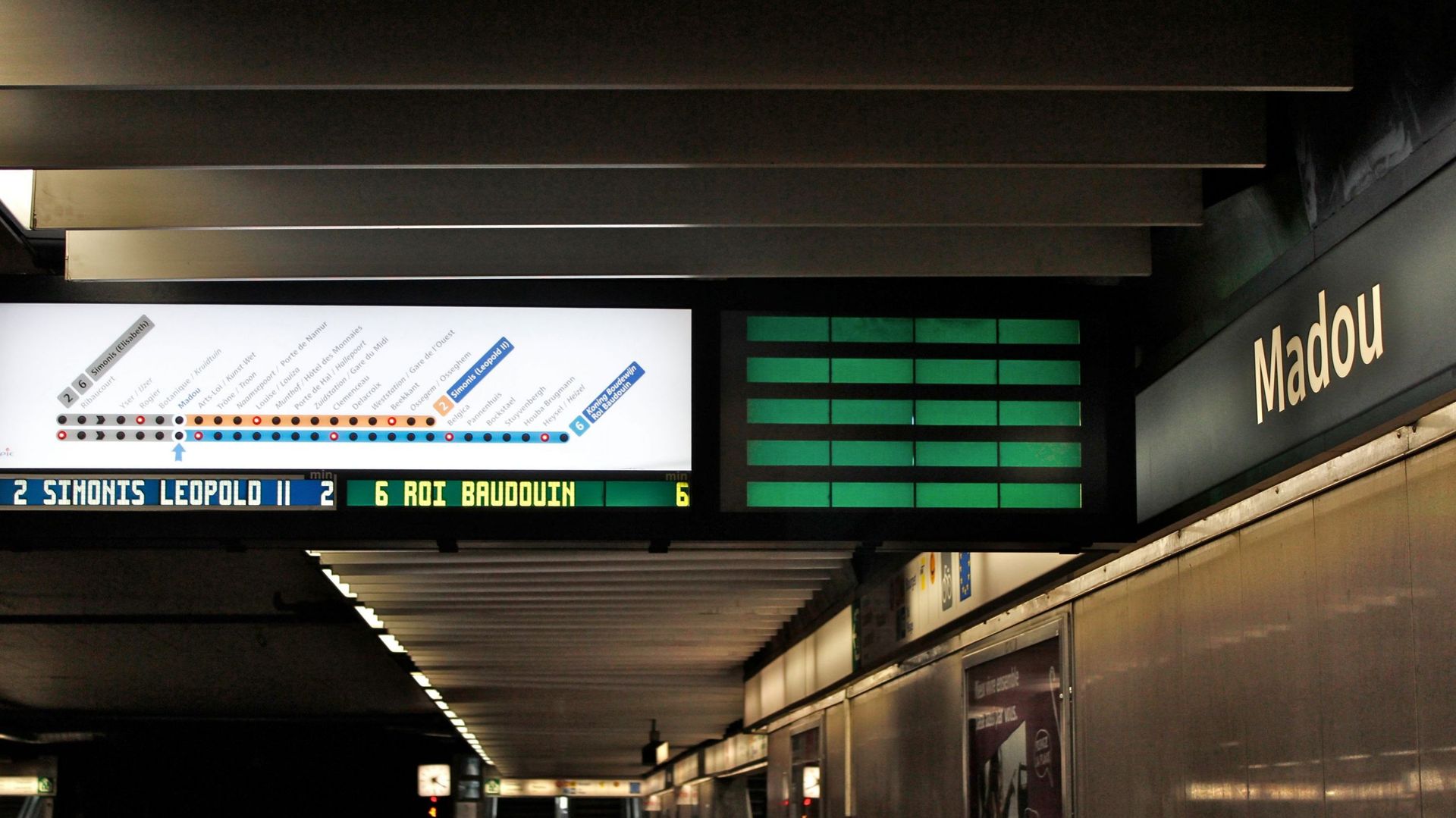 La station de métro Madou à Bruxelles évacuée après un incident de fumée lié à un frein surchauffé