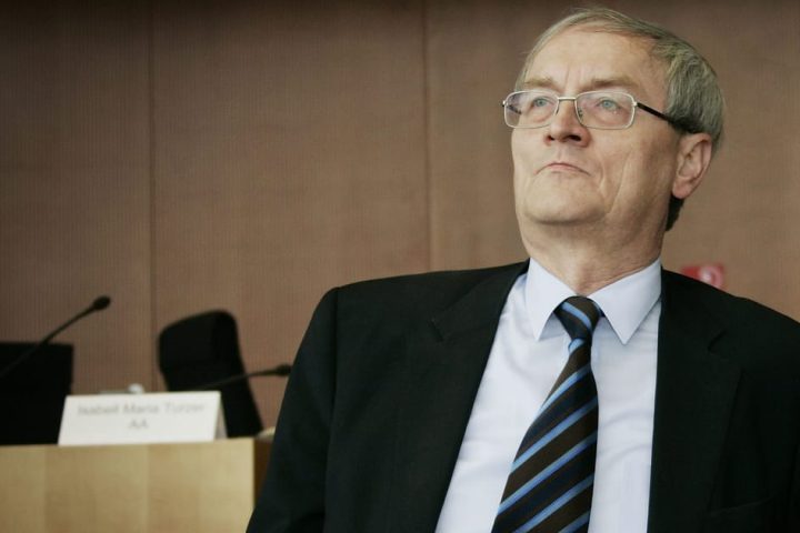 L'ancien directeur du service de renseignement extérieur allemand arrêté pour trahison et espionnage