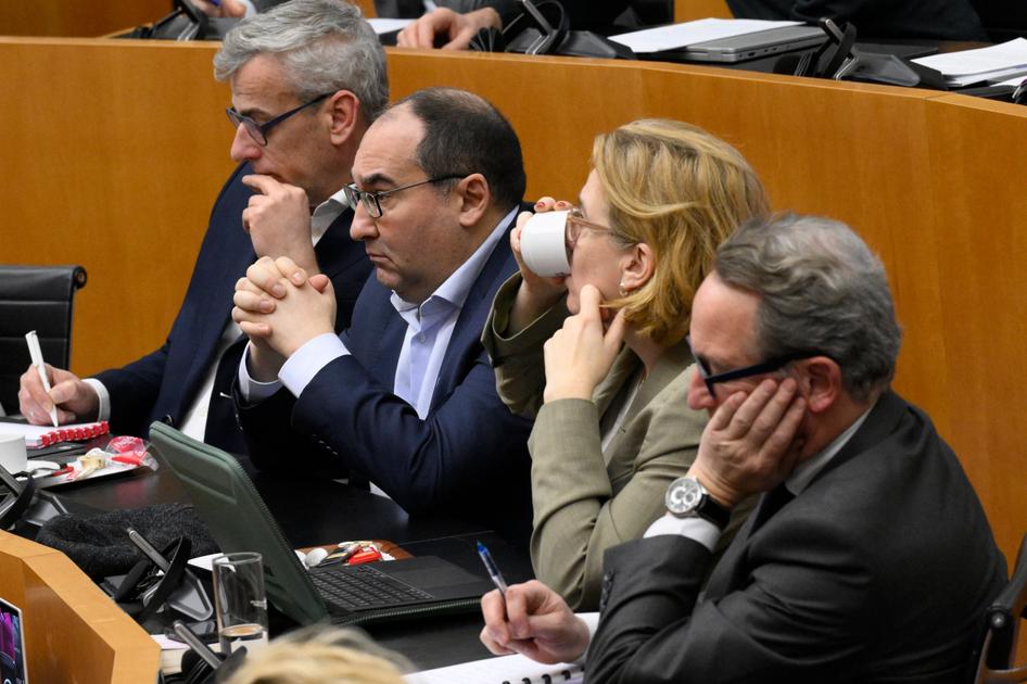 Le clash entre De Smedt et Van den Brandt complique les négociations budgétaires à Bruxelles