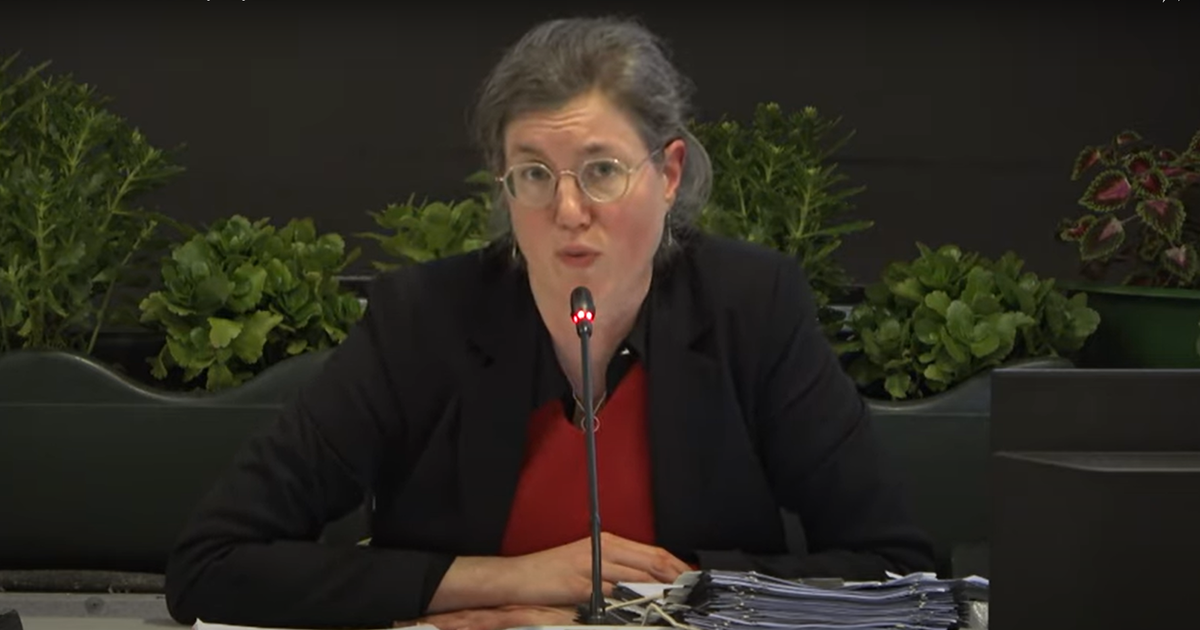 Le conseil municipal de Molenbeek approuve le budget 2025 malgré un déficit de 11,6 millions d'euros