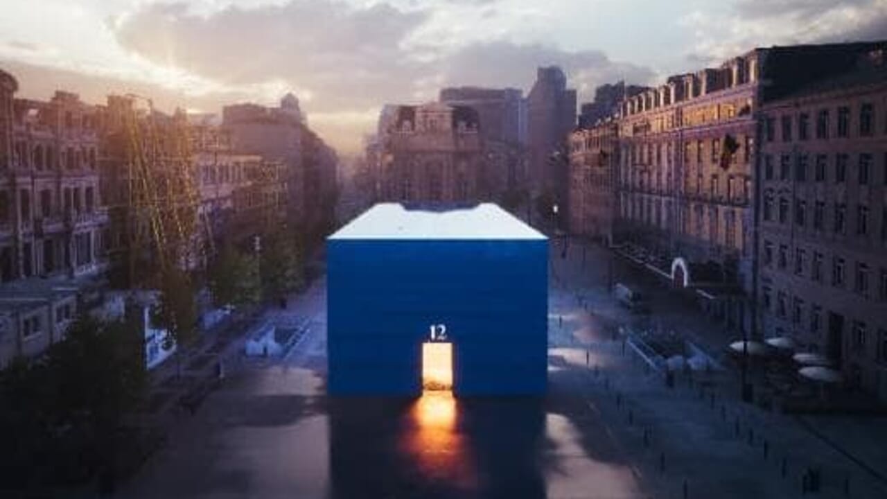 Le cube bleu n'avait pas d'autorisation pour son installation sur De Brouckère cet été
