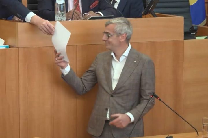 Le gouvernement bruxellois doit combler un déficit de 120 millions d'euros pour finaliser le budget 2027