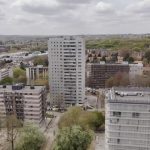 Le gouvernement bruxellois vise un budget équilibré d'ici 2029, mais exclut 1 milliard d'euros d'investissements