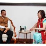 Le ministre en chef du Maharashtra reçoit Akie Abe et souligne les liens culturels entre l'Inde et le Japon