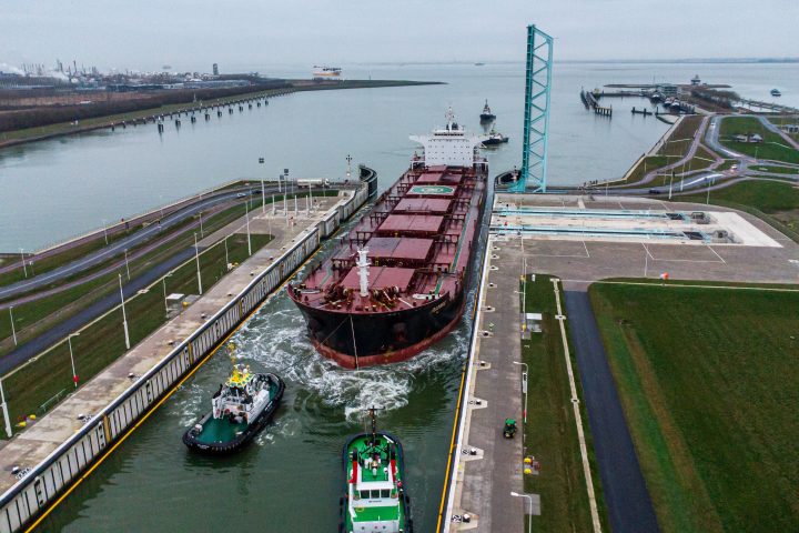 Le port de la mer du Nord constate une hausse de son trafic de conteneurs mais reste en deçà des objectifs de 2025.