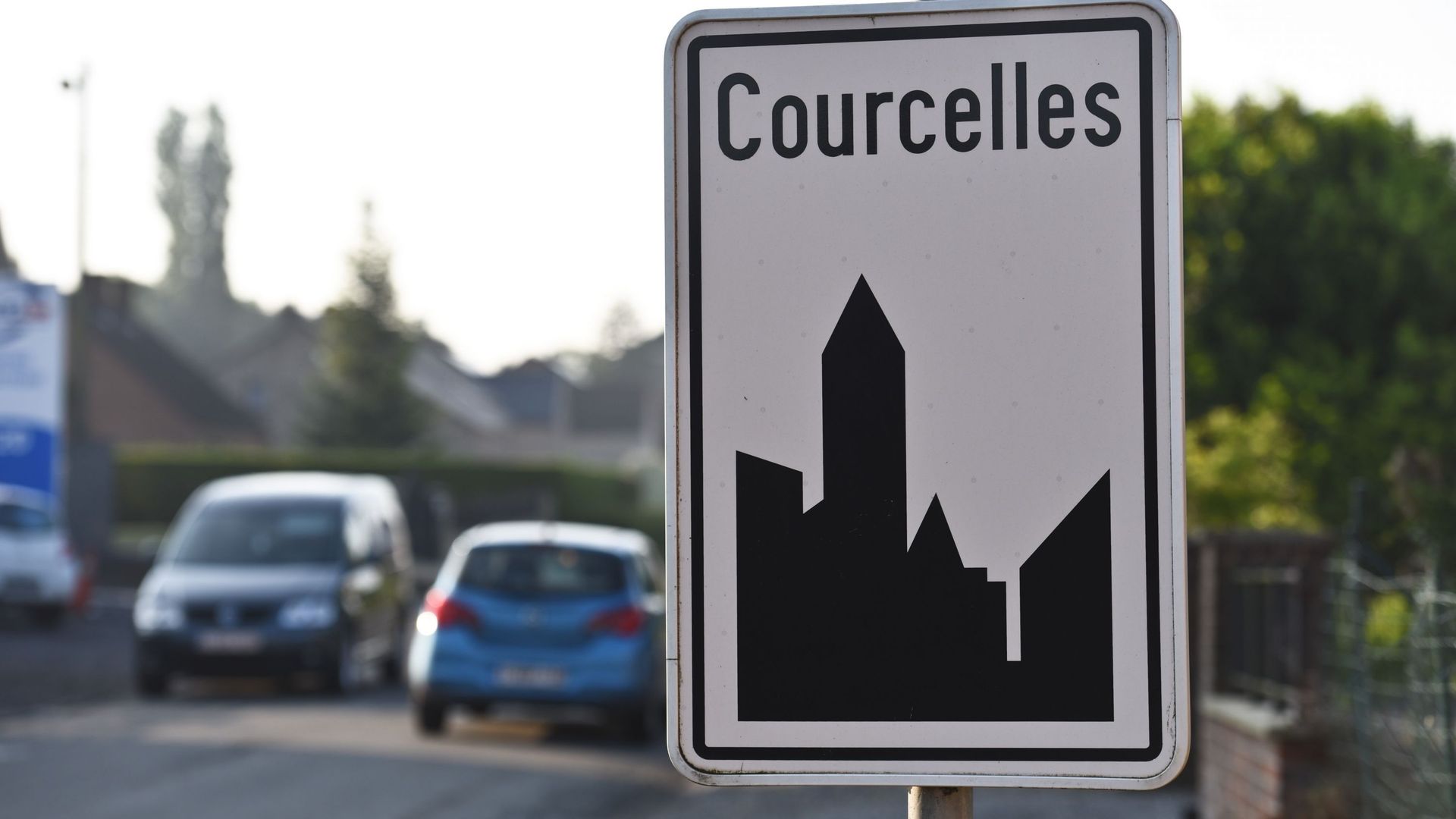 Le PS de Charleroi appelle à la démission d'un conseiller MR condamné pour agression sur des policiers