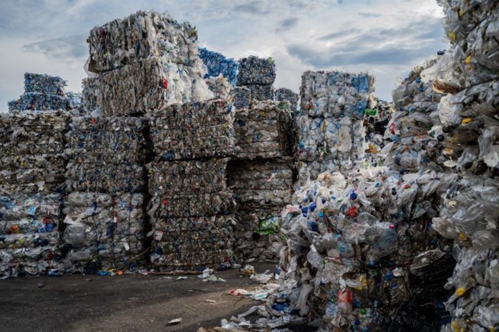 Le secteur belge des plastiques augmente son taux de recyclage de 60 % mais fait face à des défis de compétitivité.