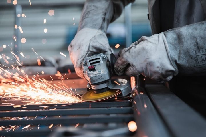 Le taux d'emploi des réfugiés ukrainiens atteint 45 % en Flandre, contre 20 % en Wallonie.