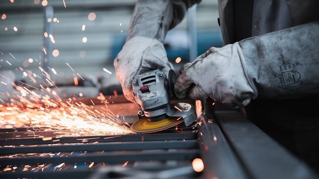 Le taux d'emploi des réfugiés ukrainiens atteint 45 % en Flandre, contre 20 % en Wallonie.