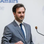 Les ambassades occidentales à Kyiv envisagent des plans de relocalisation face à l'escalade des attaques russes