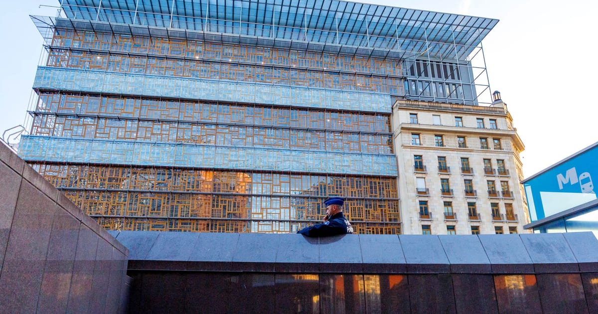 Les chefs d'État de l'UE s'affrontent pendant trois heures sur la tarification du carbone lors du sommet de Bruxelles.
