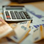 Les communes bruxelloises prévoient un léger excédent pour 2026 tout en faisant face à des pressions financières significatives