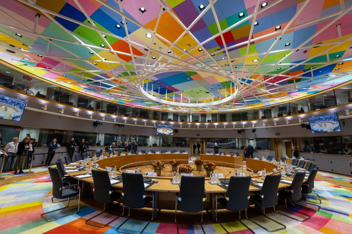 Les dirigeants européens demandent une réévaluation de l'impact de la taxe carbone dans le débat sur les prix de l'énergie