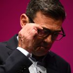 Les dirigeants toriens envisagent de ne pas s'engager sur les soins sociaux avant les prochaines élections générales