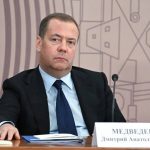 Les Européens sont des individus, pas un enjeu de négociation : la question posée par Medvedev à Bruxelles