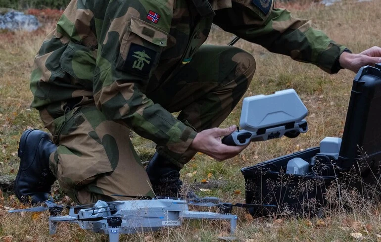 Les fabricants ukrainiens de drones dépendent des composants chinois malgré des efforts de production locale.