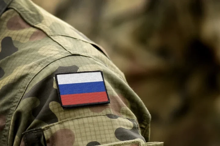 Les forces russes renforcent leur présence dans la région de Kharkiv, signalant une activité potentielle accrue