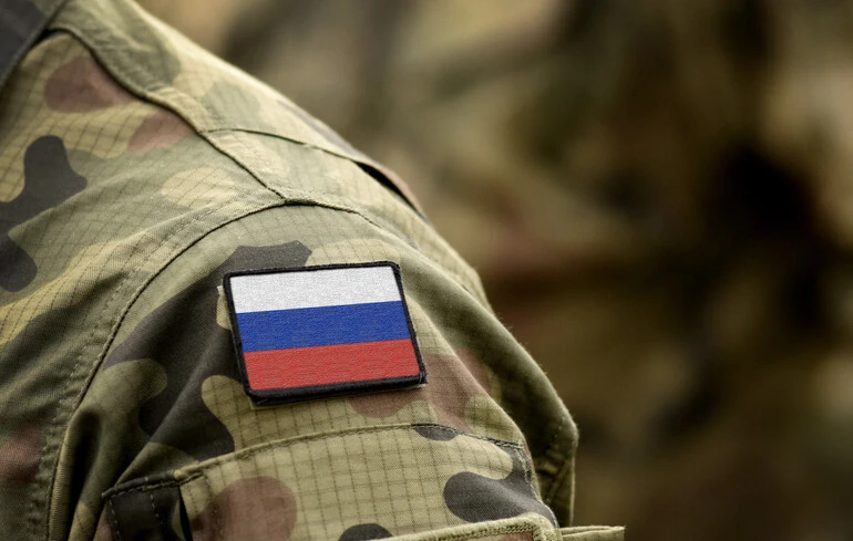 Les forces russes renforcent leur présence dans la région de Kharkiv, signalant une activité potentielle accrue