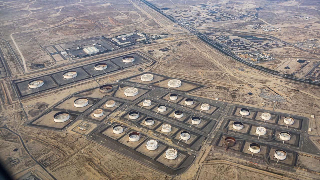 Les prix du pétrole reculent après des rapports sur des efforts diplomatiques entre les États-Unis et l'Iran apaisant les craintes d'offre.
