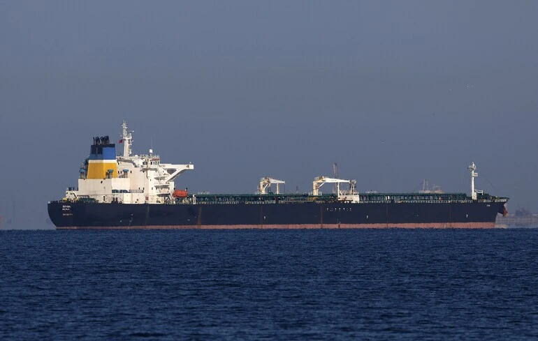 Les services de renseignement ukrainiens révèlent 20 navires russes impliqués dans la contournement des sanctions énergétiques
