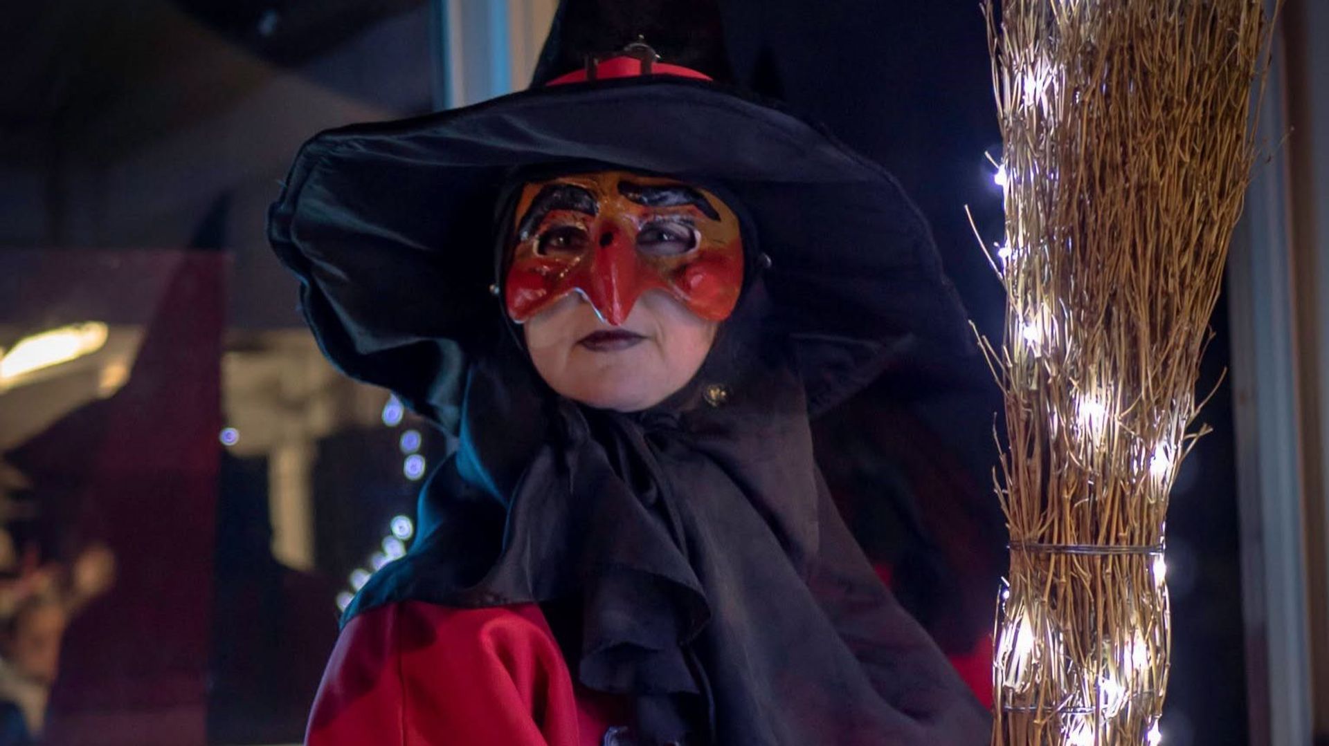 Les sorcières prennent d'assaut le château de Jehay pour la Nuit des Sorcières le 16 octobre