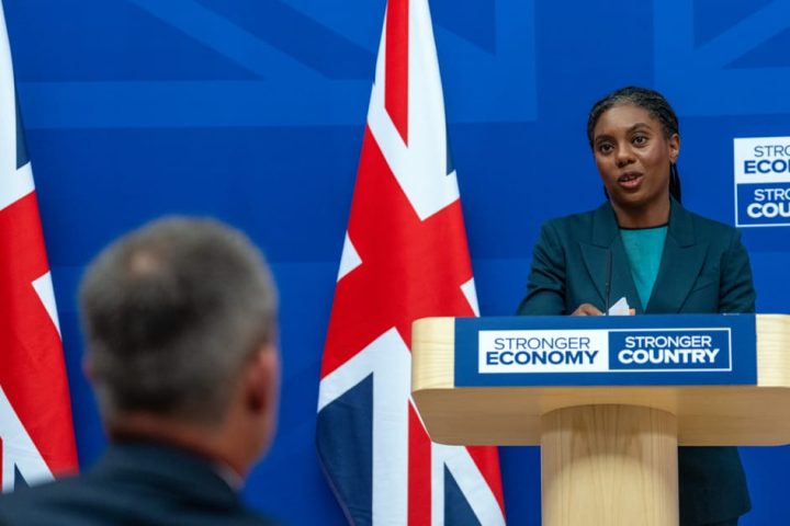 Les Tories avertissent que la position de Burnham sur l'UE menace les accords commerciaux post-Brexit