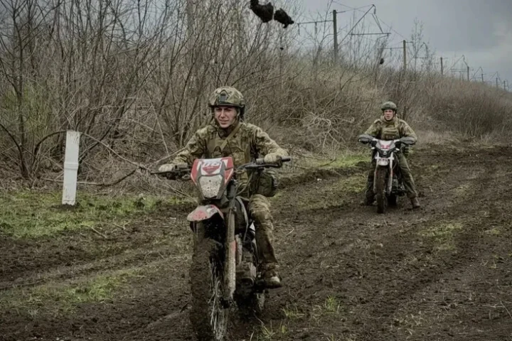 Les troupes russes avancent dans la région de Donetsk, renforçant la pression près de Dobropillya
