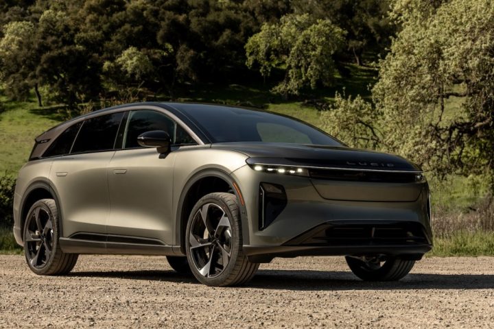 Lucid Motors enregistre une forte baisse de sa production de véhicules électriques en adapant son offre à la demande