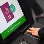 L'UE envisage de durcir les règles de visa pour les touristes russes afin de renforcer la sécurité face aux menaces hybrides.