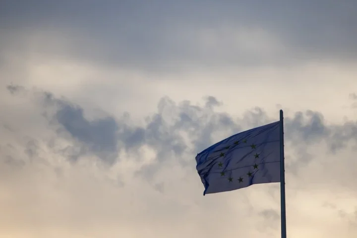 L'UE réagit aux menaces russes contre ses diplomates à Kyiv par des sanctions et un soutien à l'Ukraine
